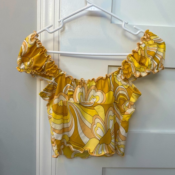 Urban Outfitters Yellow Crop Top - Picture 6 of 7